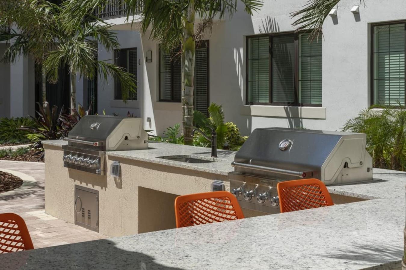 Cozy Retreat 2 Bedroom Hideaway Moments From The Sand Boynton Beach Eksteriør billede