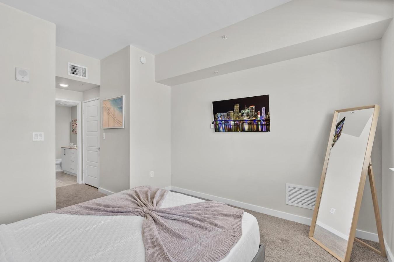 Cozy Retreat 2 Bedroom Hideaway Moments From The Sand Boynton Beach Eksteriør billede