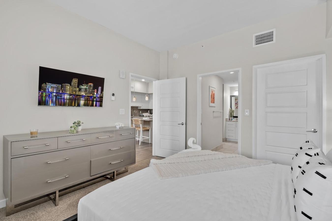Cozy Retreat 2 Bedroom Hideaway Moments From The Sand Boynton Beach Eksteriør billede